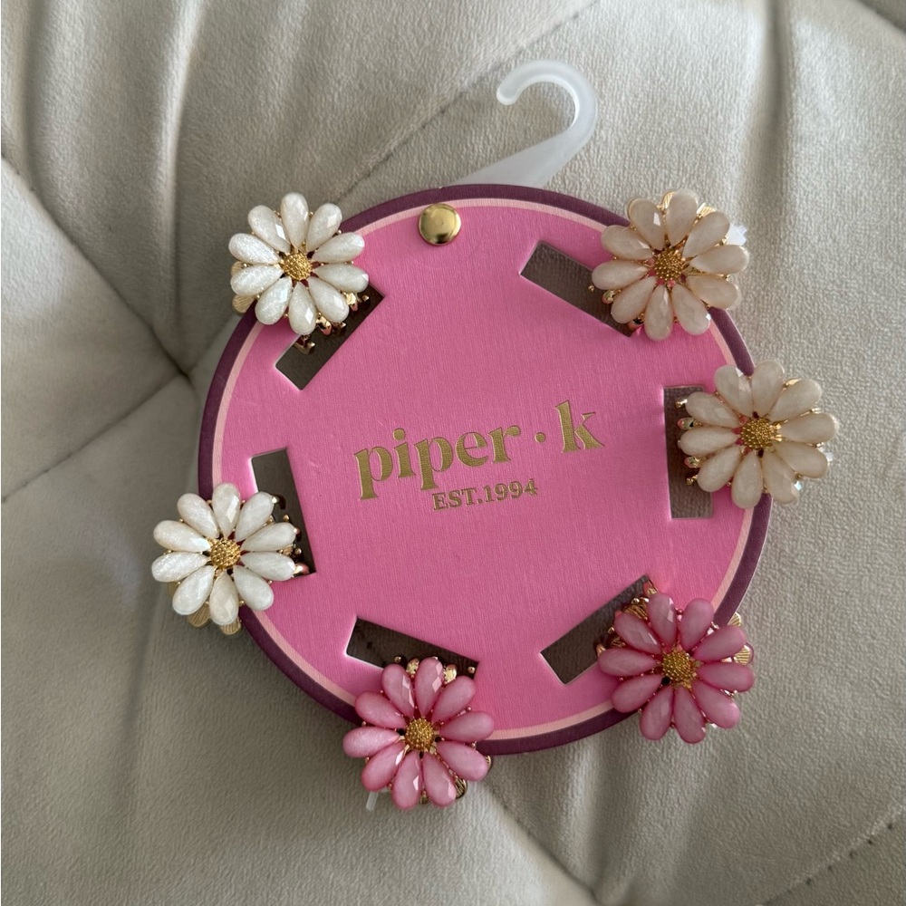 Piper K Pink and White Flower Hair Clips